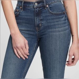 GAP Vintage Slim Mid Rise Jeans